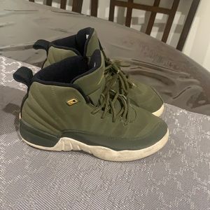 Jordan retro 4 used good condition